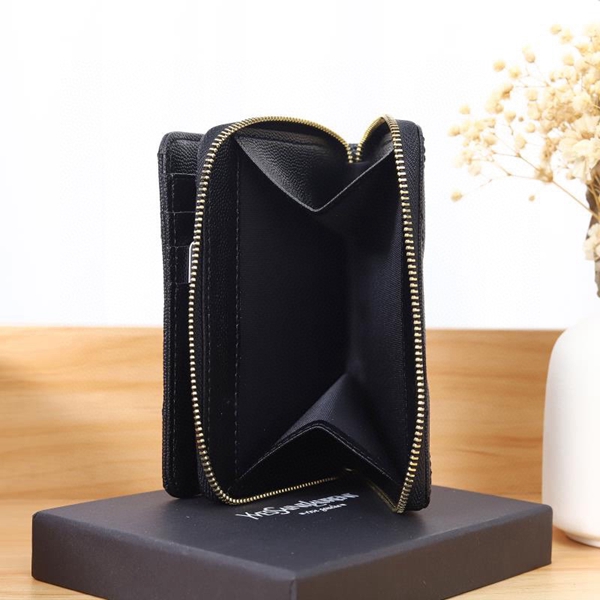 イヴサンローラン財布素材ディテール